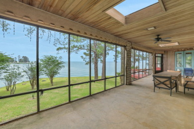 Unrestricted Waterfront Estate with 600+ Ft Shoreline - photo 5