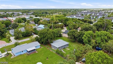 Opportunity awaits in the heart of Naples! This handyman special - photo 4