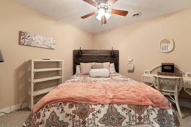 Lakefront living on Lake Cumberland with room for everyone and - photo 46