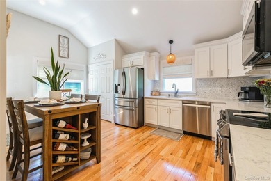 Impeccably maintained and completely updated, this pristine - photo 8