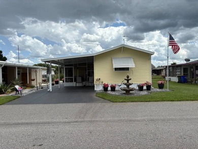 (private lake, pond, creek) Home For Sale in Sebring Florida