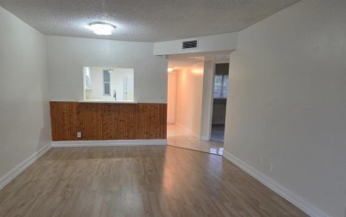 Lake Condo For Sale in Tamarac, Florida