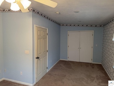 Enjoy the lake lifestyle in this spacious 4-bedroom, 2-bath home - photo 11
