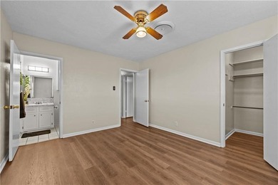Discover the home you've been looking for in a prime location - photo 13