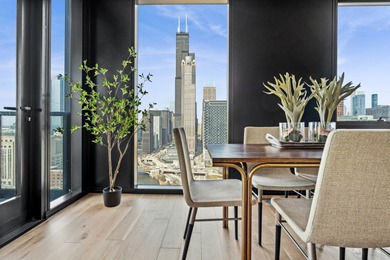 Stunning City and River Views - Experience sophisticated urban