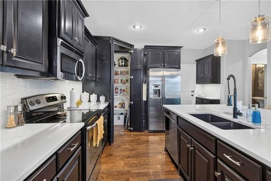 Beautifully updated and exceptionally well-maintained home in - photo 15