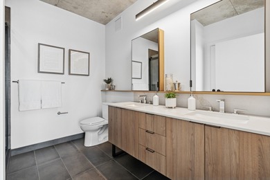 Stunning City and River Views - Experience sophisticated urban