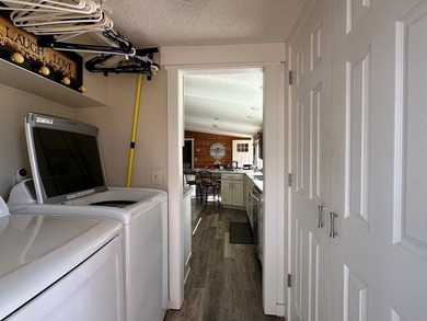 REDUCED!!! Experience ultimate lakeside living on 952 feet of - photo 17