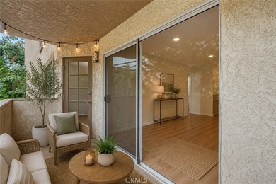 Welcome to effortless downtown living in this beautifully - photo 20