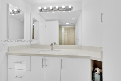 LUXURY COASTAL LIVING IN THIS FULLY RENOVATED 3-BEDROOM - photo 22
