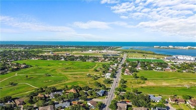 Discover the home you've been looking for in a prime location - photo 24