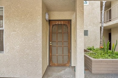 Welcome to effortless downtown living in this beautifully - photo 27