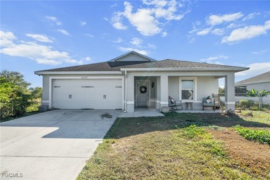 Lehigh Acres Area Home For Sale in Lehigh Acres Florida