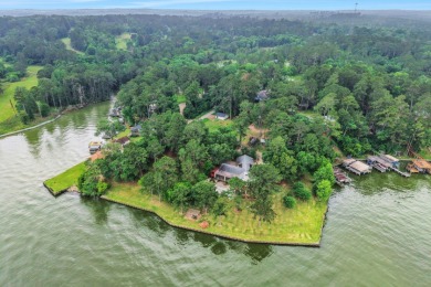 Unrestricted Waterfront Estate with 600+ Ft Shoreline - photo 43