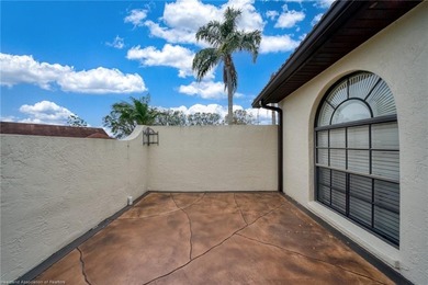 Experience the ultimate in comfortable living with this stunning - photo 6