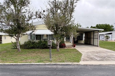 Lake Jackson - Highlands County Home For Sale in Sebring Florida