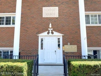 Lake Condo Sale Pending in Marine City, Michigan