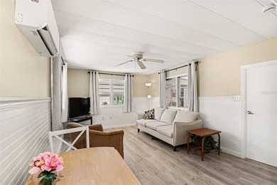 Welcome to 20 Holland Dr. in very desirable Windmill Village! - photo 4