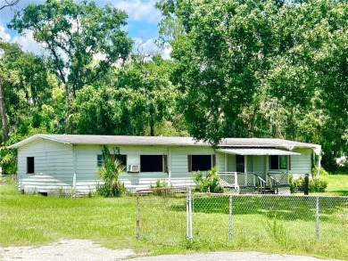 Lake Lot For Sale in Valrico, Florida