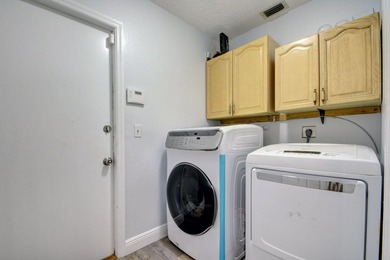 FULLY RENOVATED 3/2 Single Family LAKE HOUSE in the coveted - photo 9