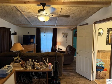 Welcome to this charming 4-bedroom, 1-bath second-tier home near - photo 19