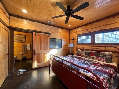 Steel Creek Lodge is a beautiful traditional style log sided - photo 22