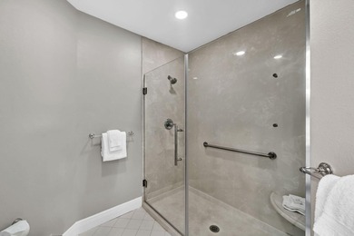 Located on the coveted beachside of Sandestin, this stunning - photo 24