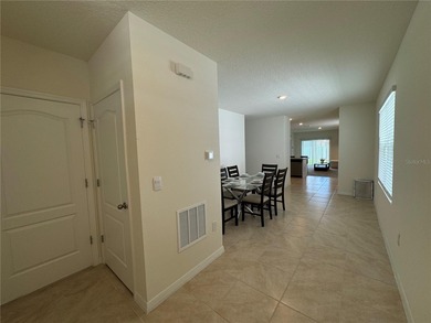 *Beautiful Location* Modern Comfort, Security, & Resort-Style - photo 4