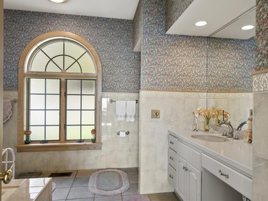 Set on Maine's bold coast, this four-bedroom - photo 37