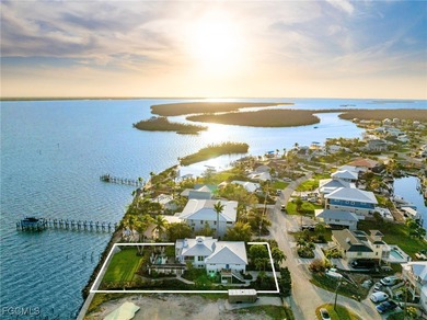 With unobstructed views of the bay, perfectly framed by the - photo 48