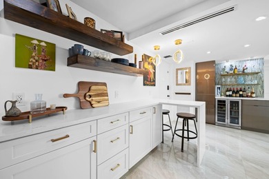Refined 2-Bedroom, 2-Bath Residence In Prestigious Park Tower - photo 8