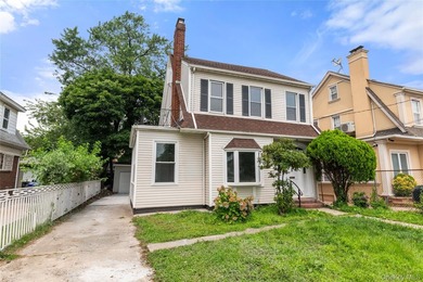 Welcome to this beautifully renovated single-family home located - photo 1
