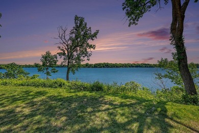 Step into waterfront tranquility in this stunningly located - photo 3