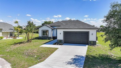 New 2026 construction 3-bedroom, 3-bathroom single-family home - photo 7