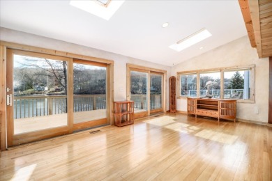 Candlewood Lake Direct Waterfront Home
NEW PRICE! - photo 27