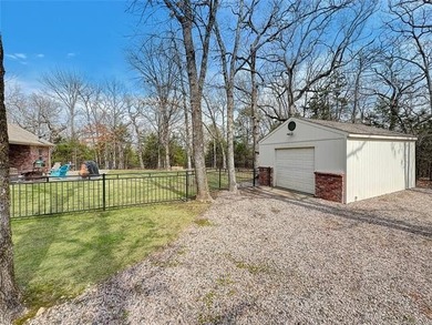 Tucked away in the private gated community of Texoma Landing - photo 7