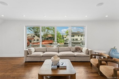 Welcome to this stunning waterfront Colonial, built in 2022 and - photo 5