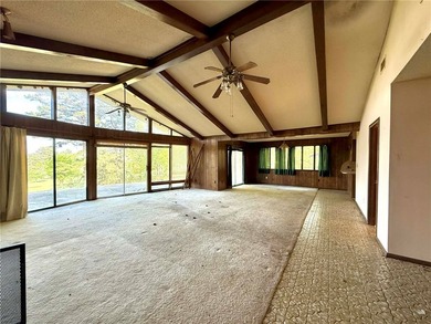 Opportunity awaits on 5.25 beautiful acres in Knoxville! This 1 - photo 11