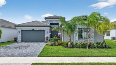 (private lake, pond, creek) Home For Sale in Boynton Beach Florida