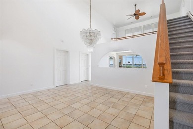 WELCOME TO VERO ISLES -- A BOATER'S DREAM Rare deep-water - photo 12