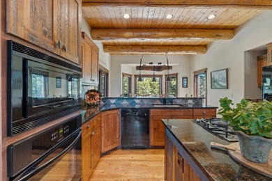 Experience Montana luxury living in this extraordinary - photo 15