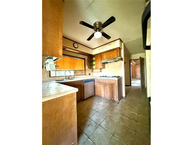 Opportunity awaits on 5.25 beautiful acres in Knoxville! This 1 - photo 21