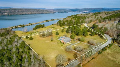 **Seller willing to offer remodeling allowance** Set on more - photo 3