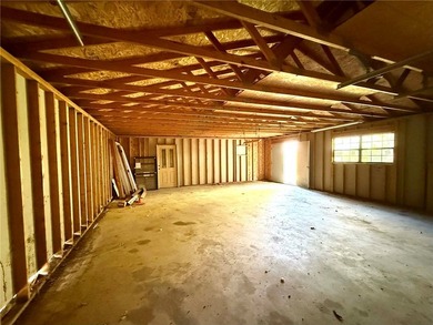 Opportunity awaits on 5.25 beautiful acres in Knoxville! This 1 - photo 38