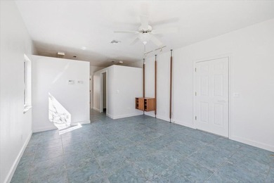 WELCOME TO VERO ISLES -- A BOATER'S DREAM Rare deep-water - photo 44