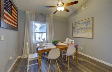 BRAND-NEW ROOF - TWO TRUE PRIMARY SUITES - ACCESSIBLE LIVING - - photo 5
