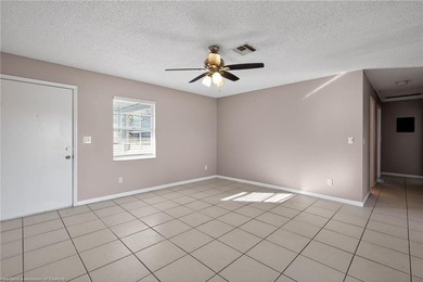 INVESTOR ALERT - PRICED BELOW CURRENT APPRAISAL FOR FAST SALE AT - photo 7