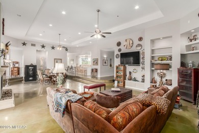 Architecturally distinctive residence set in the high desert