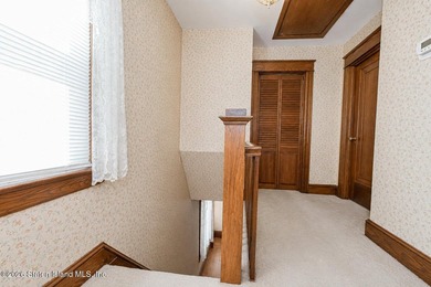 Welcome to 273 Waters Ave, a charming colonial set on a corner - photo 14