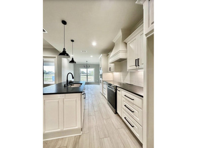 LET'S GET IT!! PRICE IMPROVEMENT!! Stunning 2,271 square foot - photo 18
